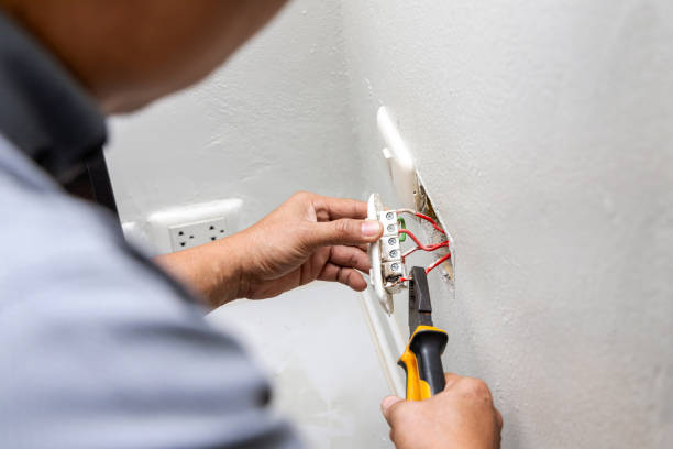 Best Electrical Outlet Repair  in Defuniak Springs, FL